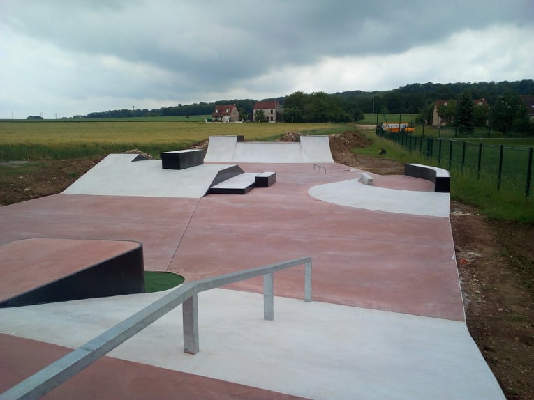 image de 77730 SKATEBORDING